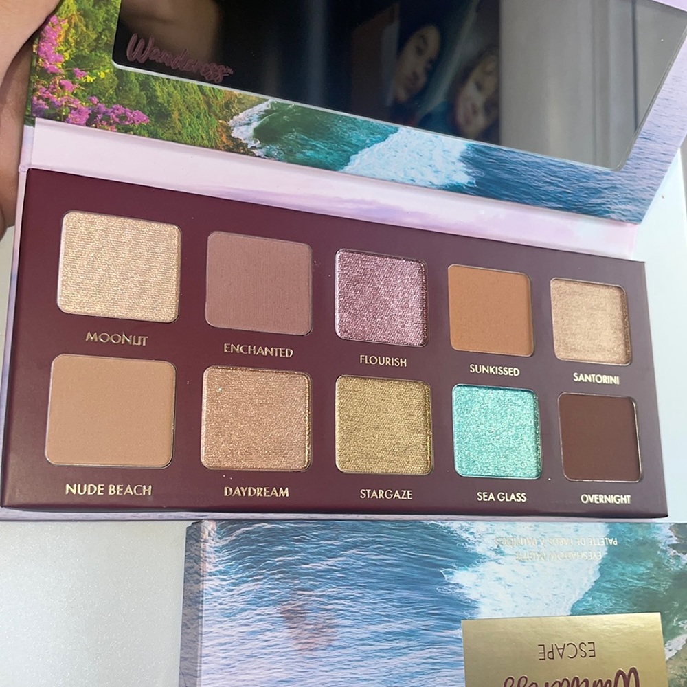Wanderess escape pallet